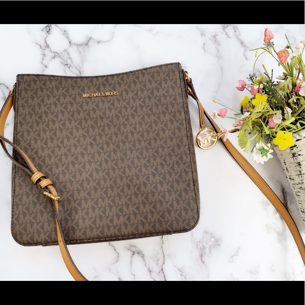 🌟SALE🌟💕 👜💕-NWT Michael Kors Large Crossbody - Picture 5 of 8